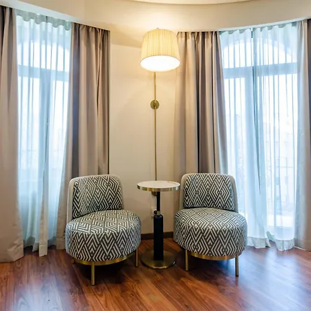 Turim Hotell 4*